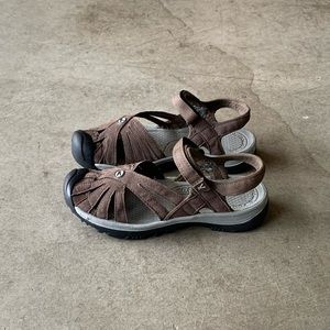 Keen ‘Rose’ Suede/Leather Hiking/Outdoors Sandals Otter Grey Size 10 Womens